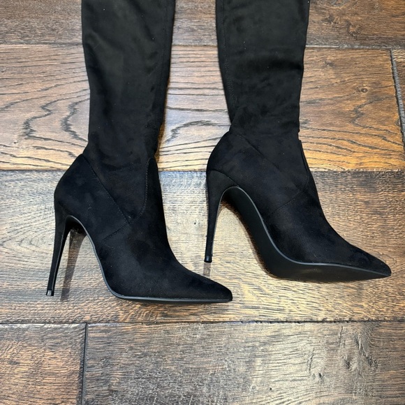Steve Madden Dominique Black Thigh High Boot - Picture 5 of 10